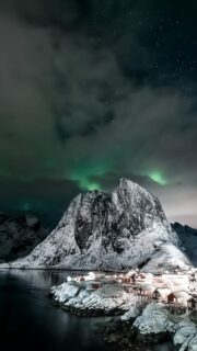 Midnight in Hamnøy. Nothing but clouds. Waited 30 minutes. Then the sky cracked open.
Green aurora over Olstinden, red rorbu cabins glowing below. Worth the drive every time.
Hamnøy, Lofoten

#lofoten #hamnøy #northernlights #auroraborealis #nightphotography